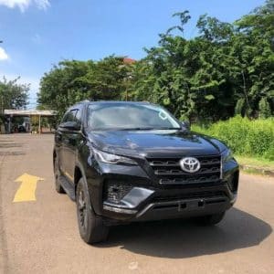 Jual Toyota Fortuner 2.4 Diesel 2021 second