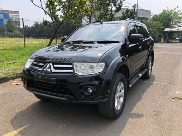Mitsubishi Pajero Exceed 2.5 Diesel 2015