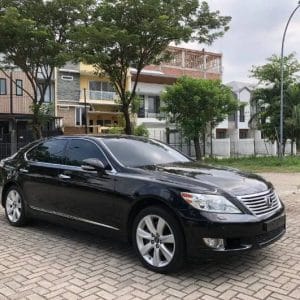 Lexus LS 460L 2011