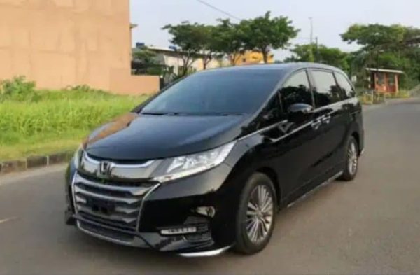 Honda Odyssey 2.4 E 2019