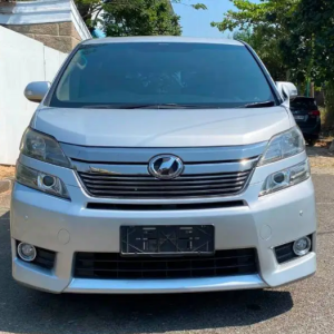 Toyota Vellfire 2013